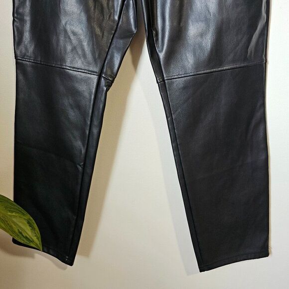 NWT LAUNDRY BY SHELLI SEGAL BLACK FAUX LEATHER TAPERED PANTS SZ M - Picture 3 of 16